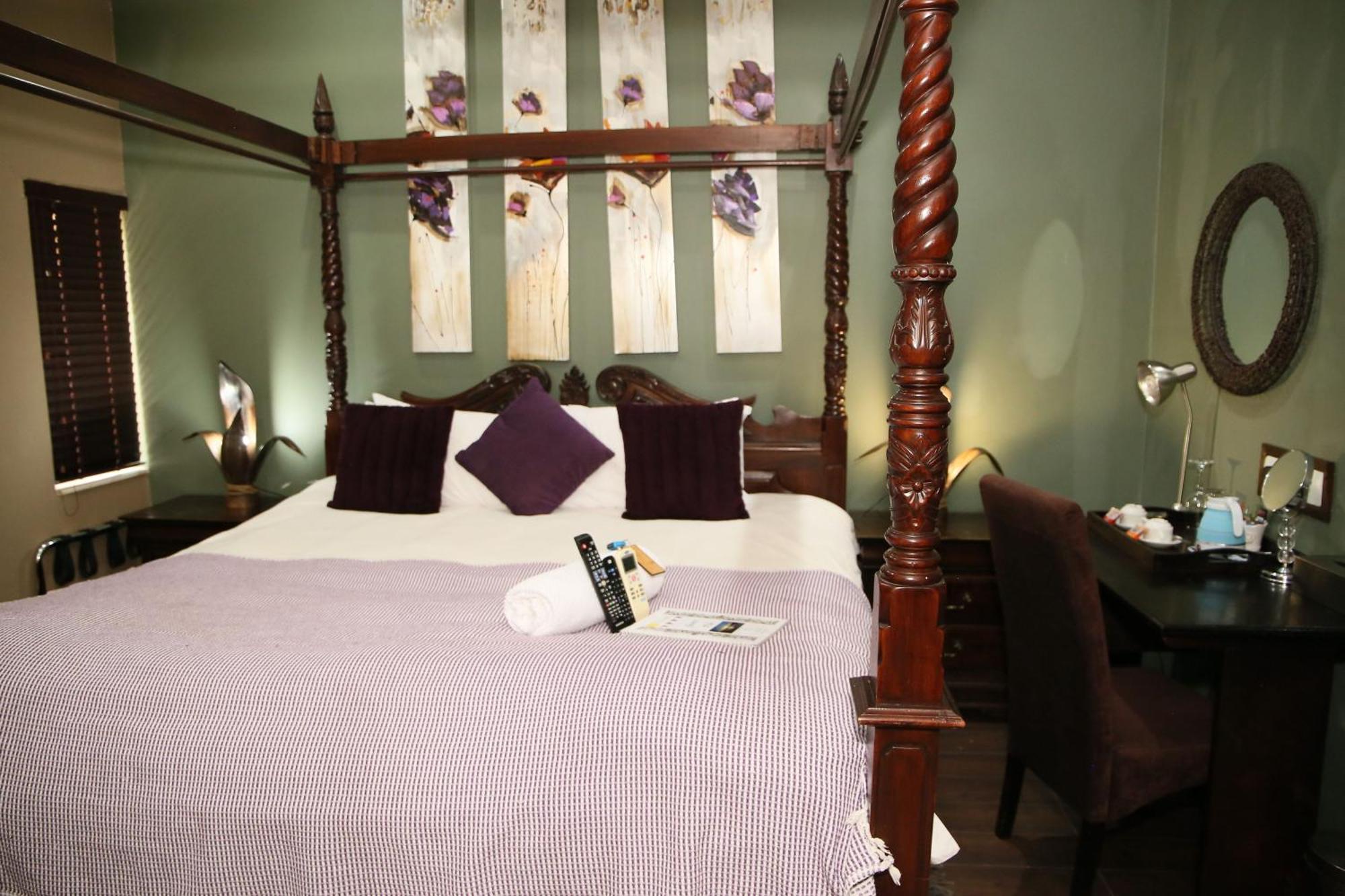 Moonriver Guesthouse Upington Esterno foto