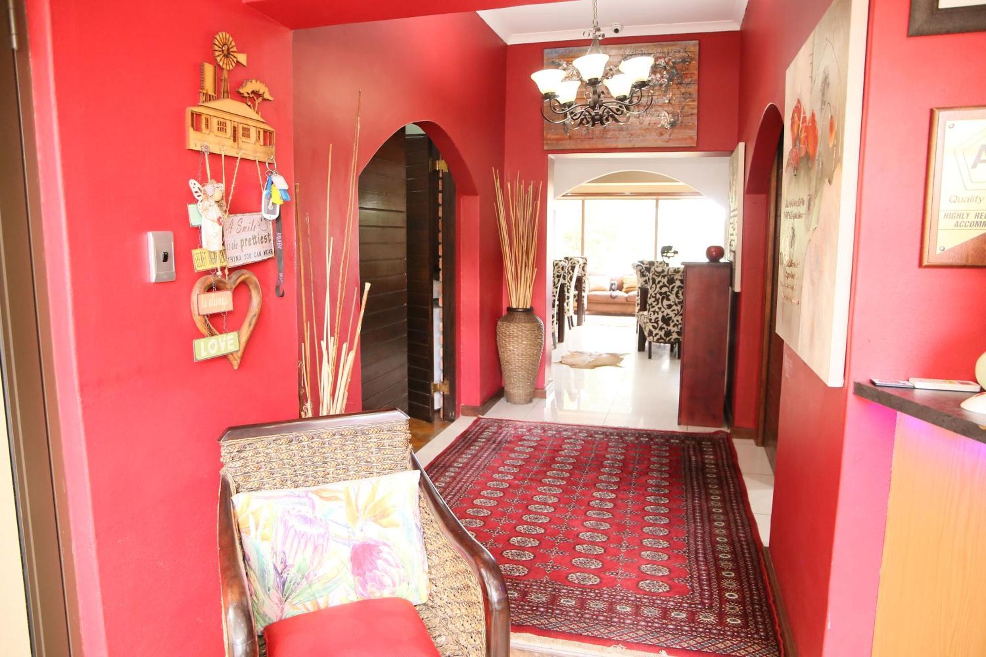 Moonriver Guesthouse Upington Esterno foto
